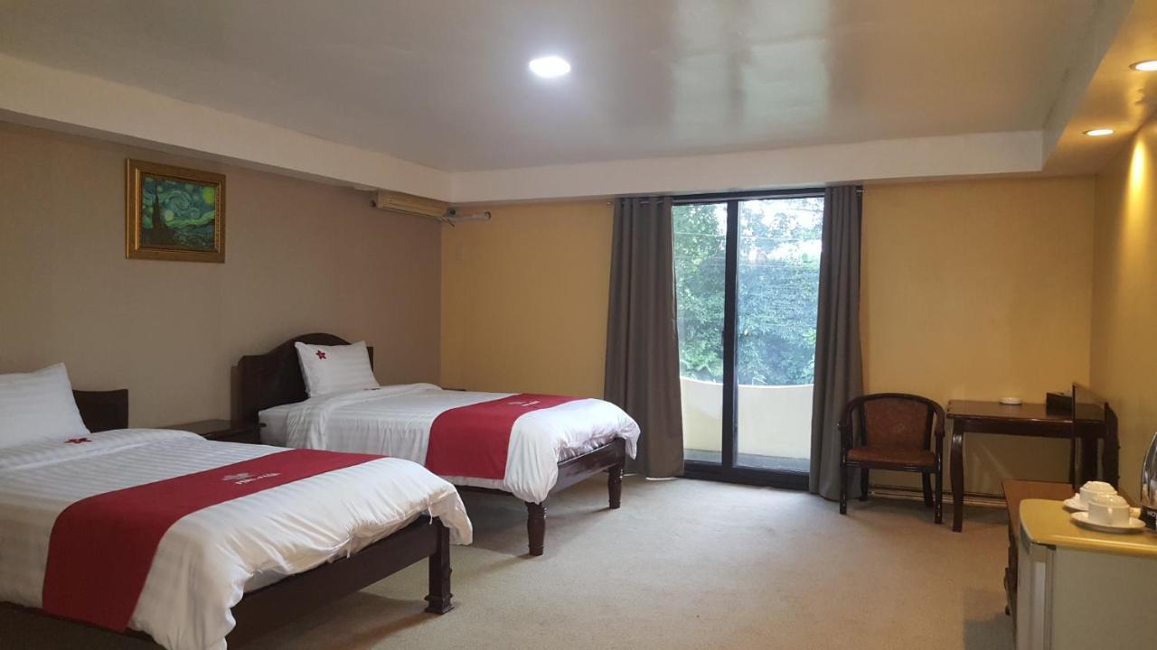 Phil Oasis Hotel & Resort Silang Exterior foto